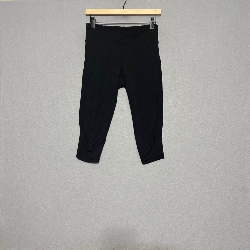 Lululemon Run Inspire Crop II Black Leggings Size 6 Zipper Pocket Mesh